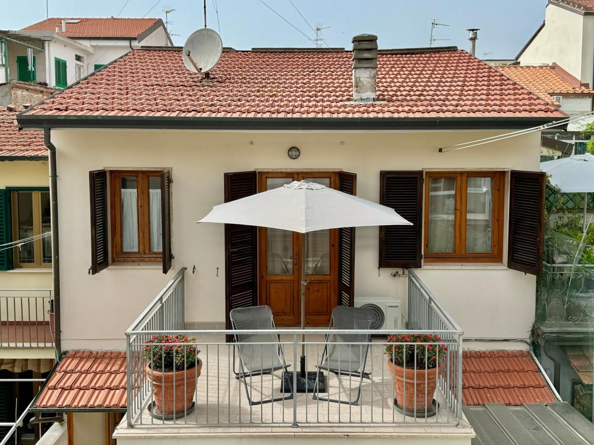 Villa Villino Anna Viareggio Exterior foto